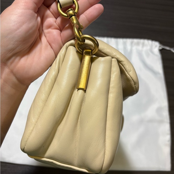 Coach Pillow Tabby Shoulder Bag 18 - Picture 3 of 12